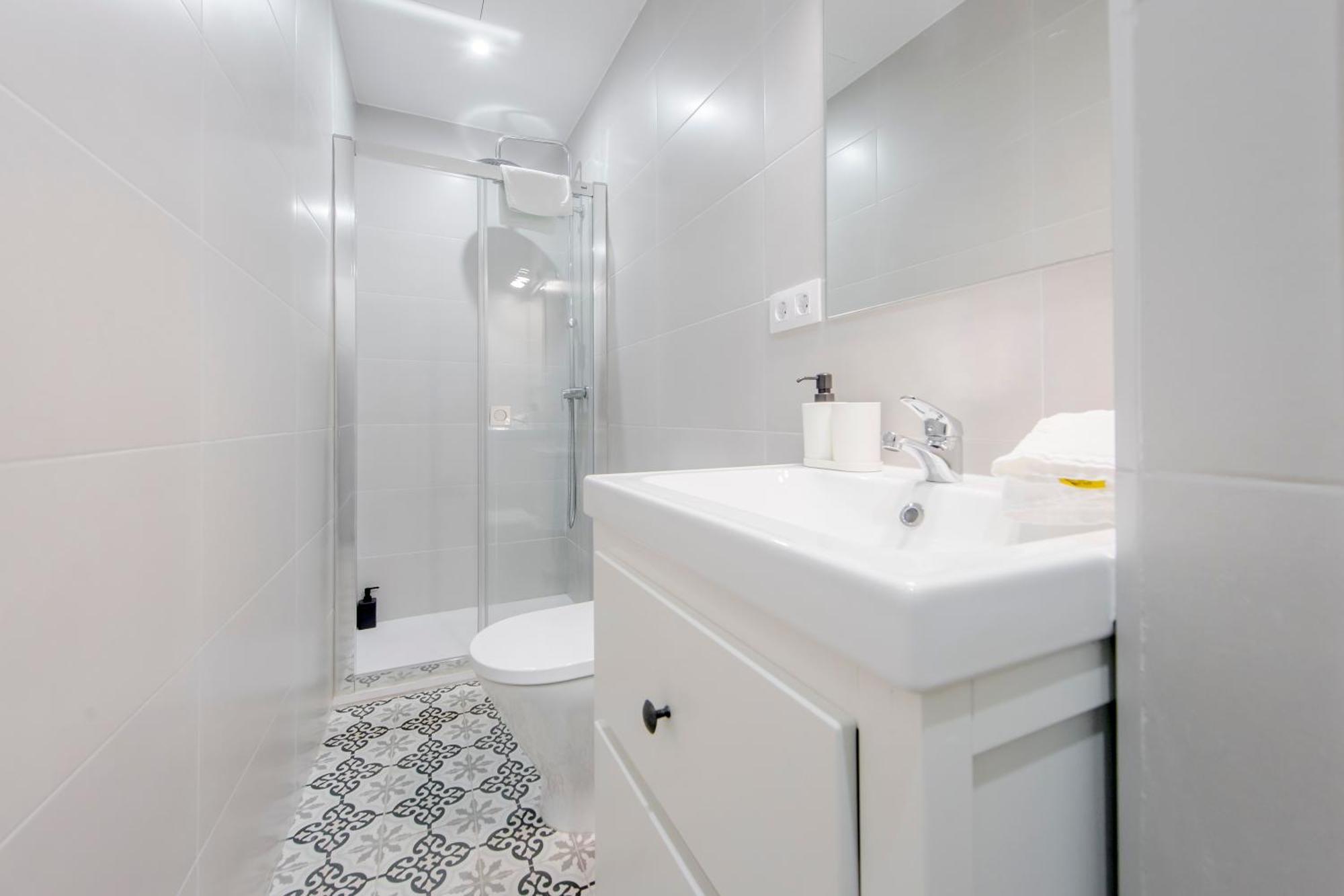 马德里Nuevo Apt Para 7 Pax En Malasana - Gran Via E1公寓 外观 照片